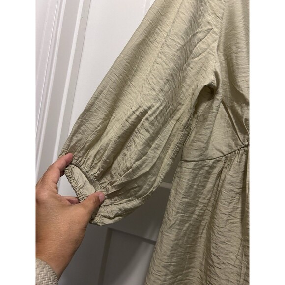 H&M Deep V-Neck Mini Dress Light Green Size Large Summer Vacation Concert Thin - Picture 4 of 8